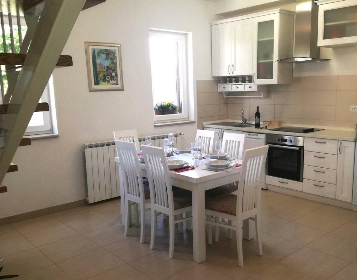 Apartment Luce Pićan المظهر الخارجي الصورة
