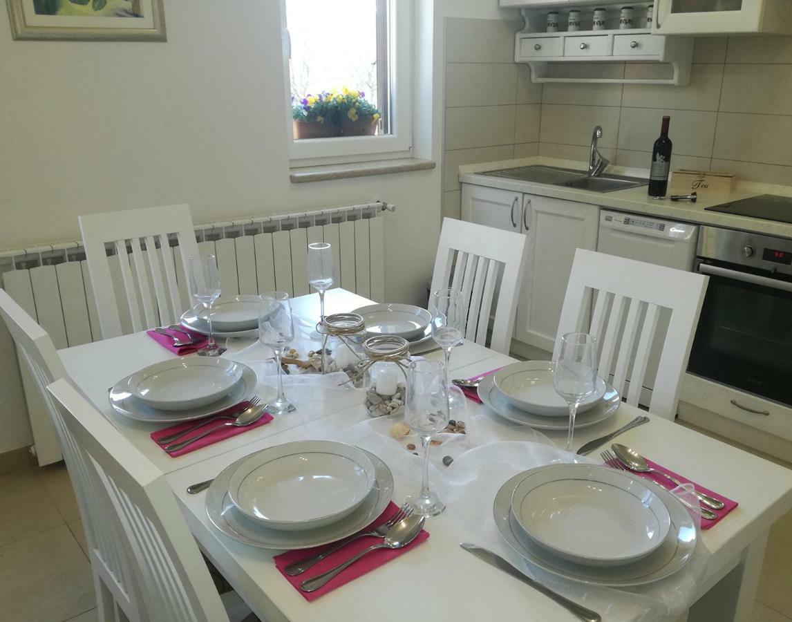 Apartment Luce Pićan المظهر الخارجي الصورة